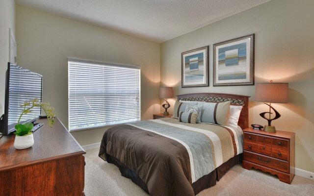 Storey Lake 4 Bedroom Townhome w Splashpool - 1603ST