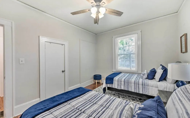 Charming Charlotte Abode w/ Deck & Fire Pit!