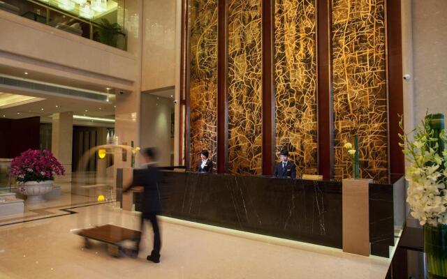 Classical Plaza Hotel