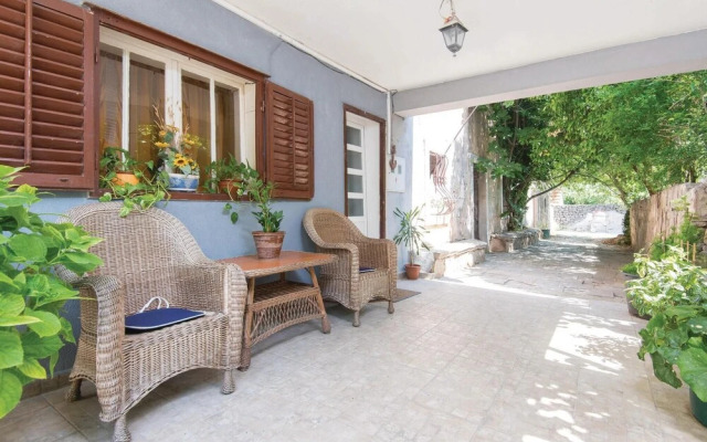 Stunning Home in Orebic With Wifi and 5 Bedrooms