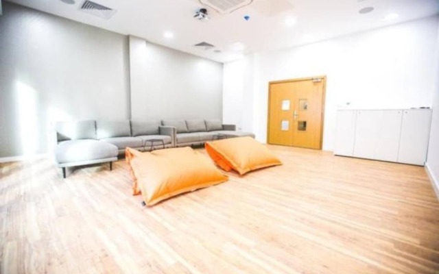 2 Bedroom Apartment in Media City Manchester