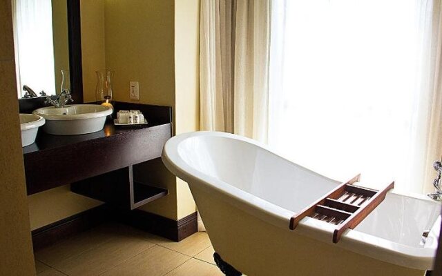 Sheppard Boutique Hotel