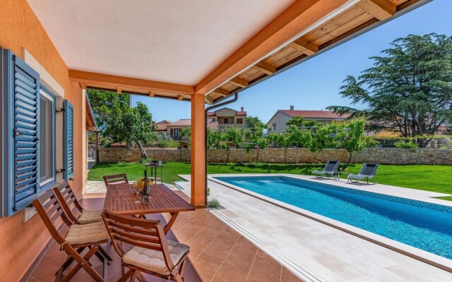 Awesome Home in Banjole With Wifi and 2 Bedrooms