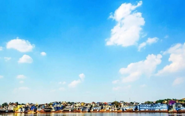 Hotel Krish Palace