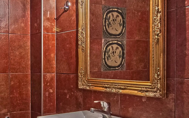 Doupiani House Hotel