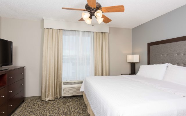 Homewood Suites by Hilton Bloomington