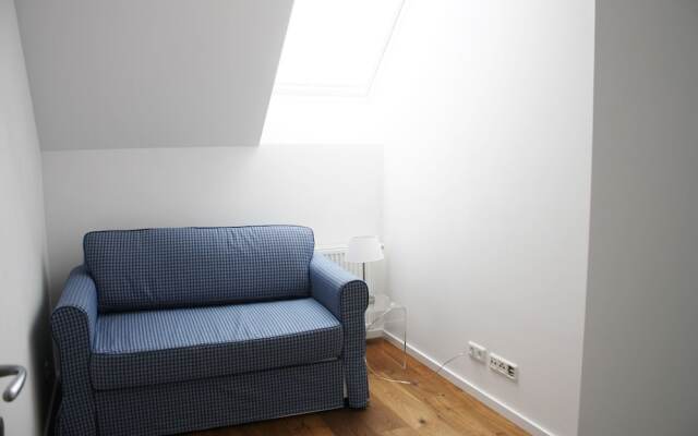 GoVienna 3BR Penthouse Apartment