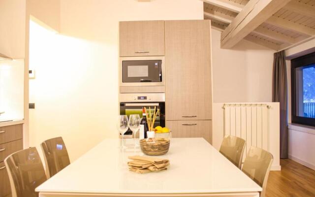 Dascio Salute Ferienwohnung mit Panorama Balkon am See