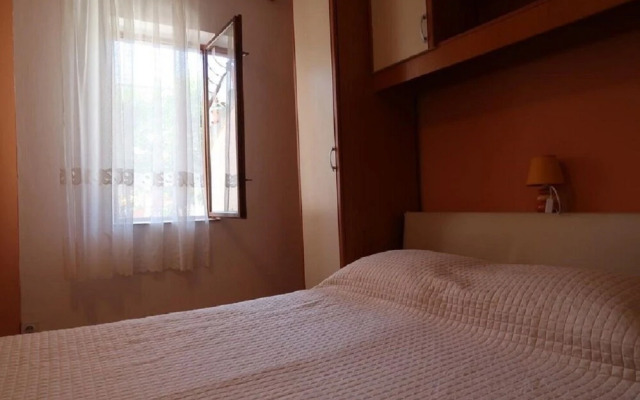 Brti - 250 m From Beach - A2 Smeđi