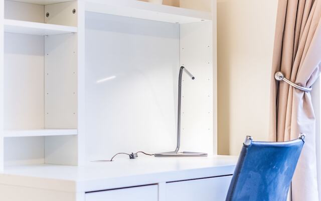 CDP Apartments Bell Street Suite 4