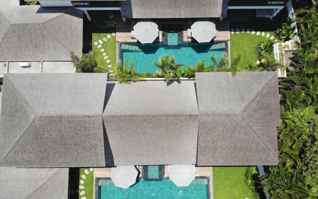 Exclusive Villas Complex, 8 BR, Canggu With Staff