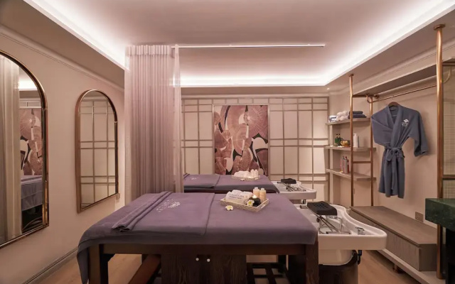 GRAND  du LAC Boutique Saigon