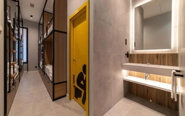 Petit Hostel La Latina - Adults Only