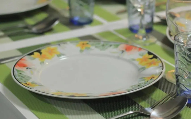 A2J BGC Luxury 2BR Loft Near Burgos Circle, Malls
