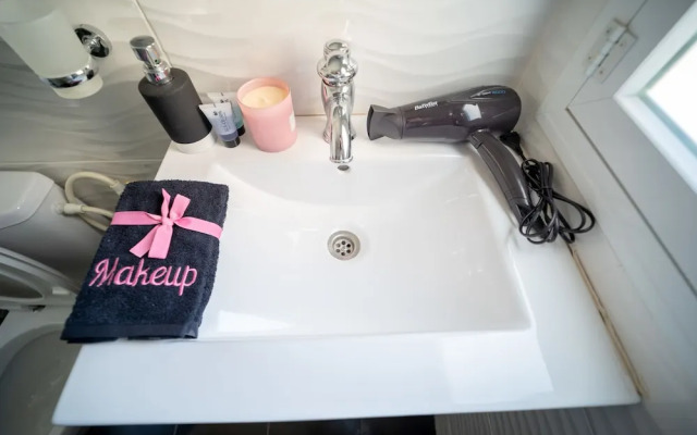 YalaRent Designed 1BR Apartments - Families only