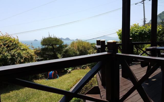 geoje ggumegeurin pensyeon