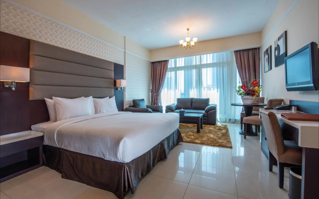 Emirates Grand Hotel