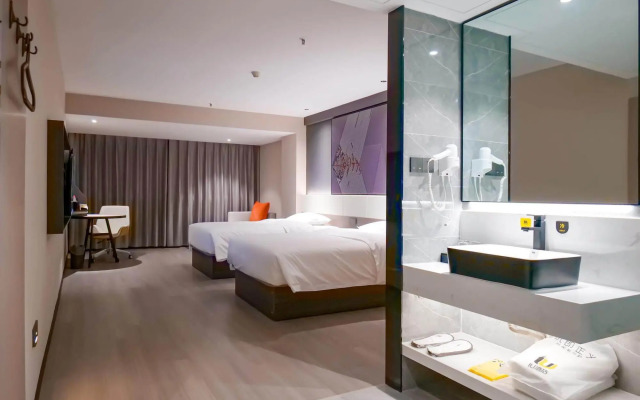 Jingmen California Apartment Hotel