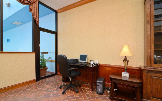 The Inn on Maritime Bay, an Ascend Collection Hotel