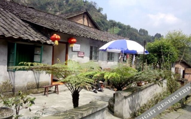 Sha Luo House