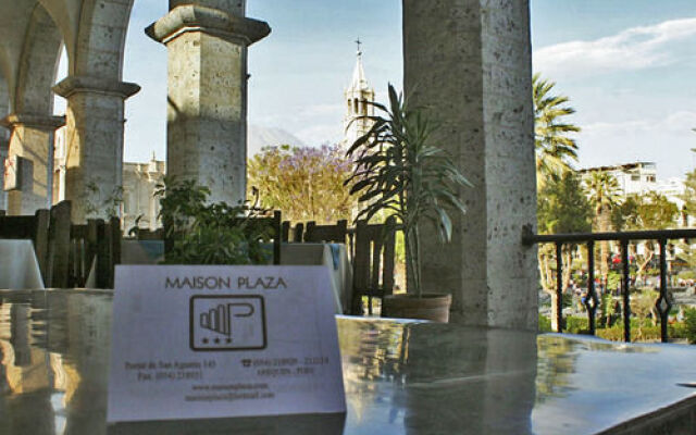 Maison Plaza