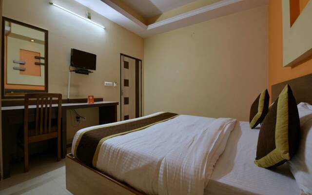 OYO 11923 Hotel Rajdhani Palace