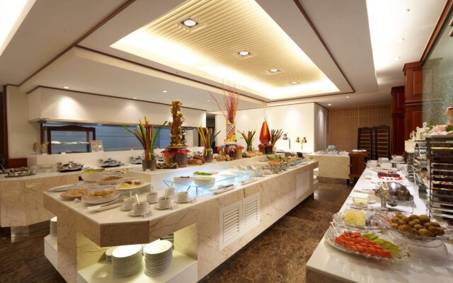 Lao Plaza Hotel
