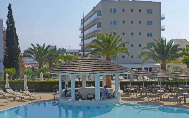 Sunrise Gardens Aparthotel
