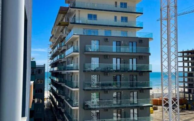 BNB New Apartament Near Sea