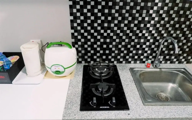Studio Apartment Connected to Mall at Supermall Mansion
