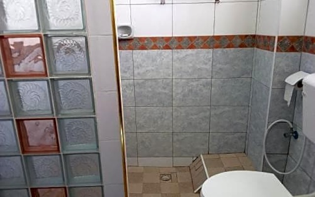 Premier Guest Residence Hotel