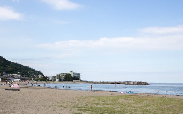 Atami Red House