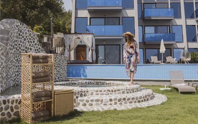 Orka Cove Hotel Penthouse & Suites - Adults Only