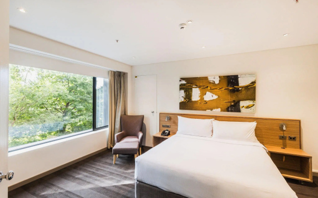 Crowne Plaza Canberra by IHG