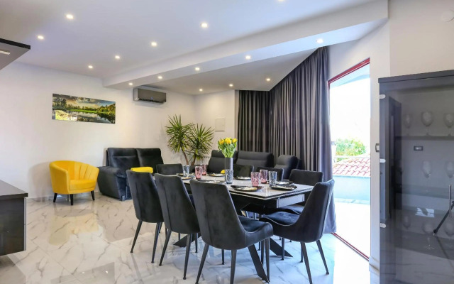 Luxury Holiday House Zadar