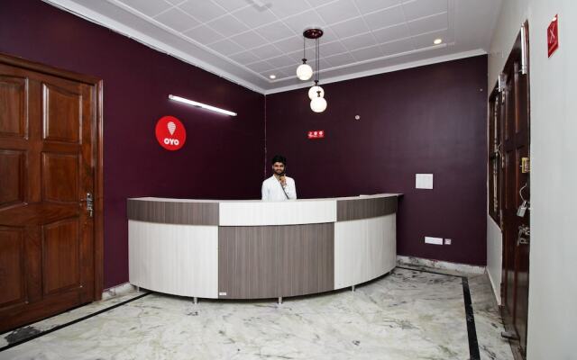 OYO 9192 Hotel Raghav Residency