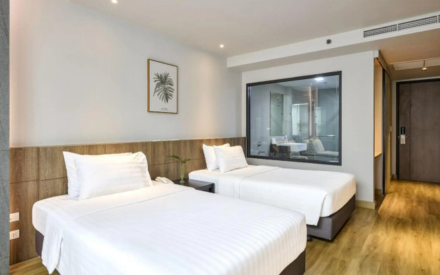 TK Palace Hotel & Convention
