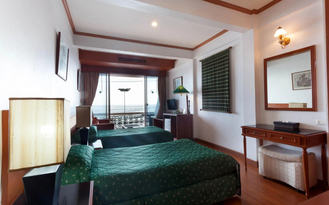 Orchid Hotel and Spa