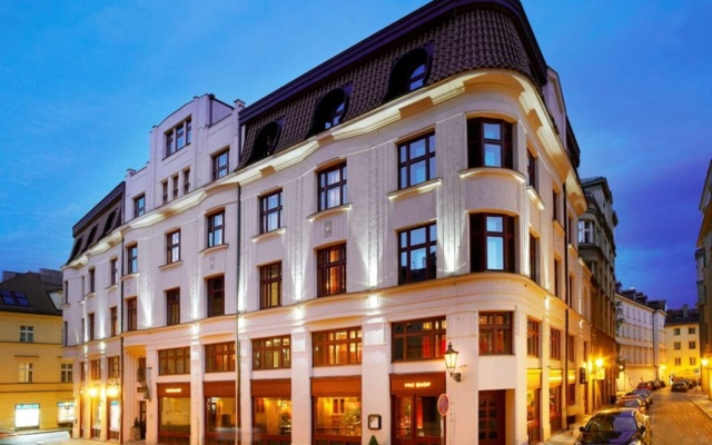hotelImage