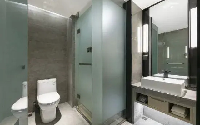 Vienna Hotel (Sanya Bay Phoenix International Airport Branch)