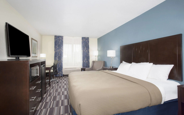 AmericInn by Wyndham Mount Pleasant