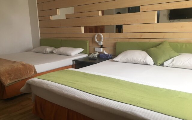 Everest International Hotel