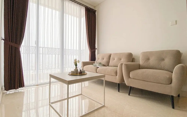 2Br Apartment Near Jakarta Kota Station At Lucky Tower Residence
