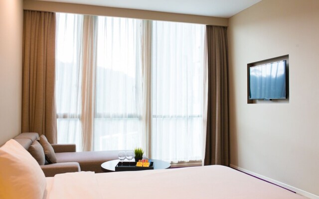 The 12 Suites @ Empire Damansara