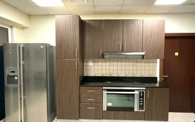 Marina Marvel Room Elite Residences