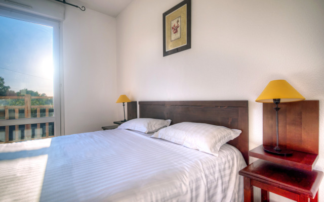 Zenitude Hotel-Residences Les Terrasses du Lac