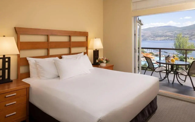 The Cove Lakeside Resort