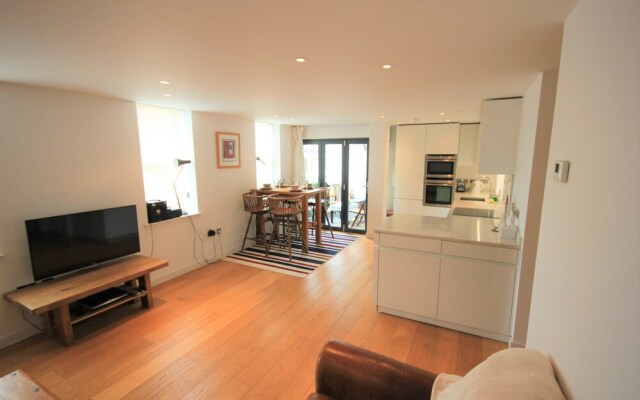 Palmeira Plaza Apartments