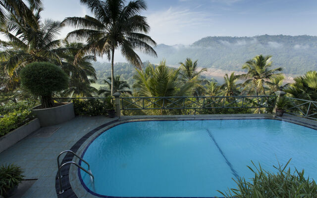 The Albatross, Kandy