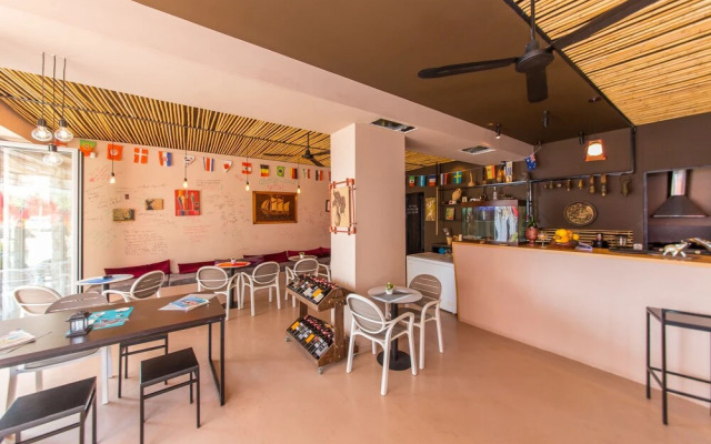 Hotel Argjiro